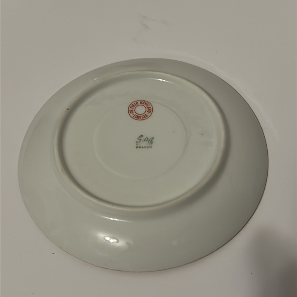 Vintage White Porcelain Saucer with Pink Floral Garland and Gold Rim - Picture 3 of 3